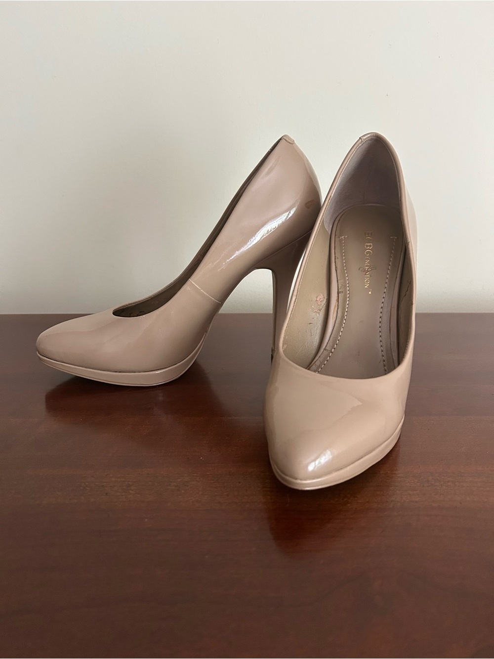 BCBGeneration Melbee nude high heels size 7